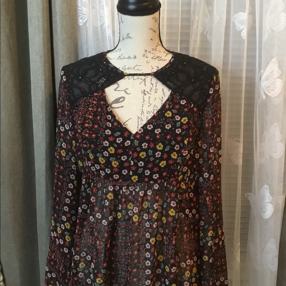 Bcbgeneration daisy blouse